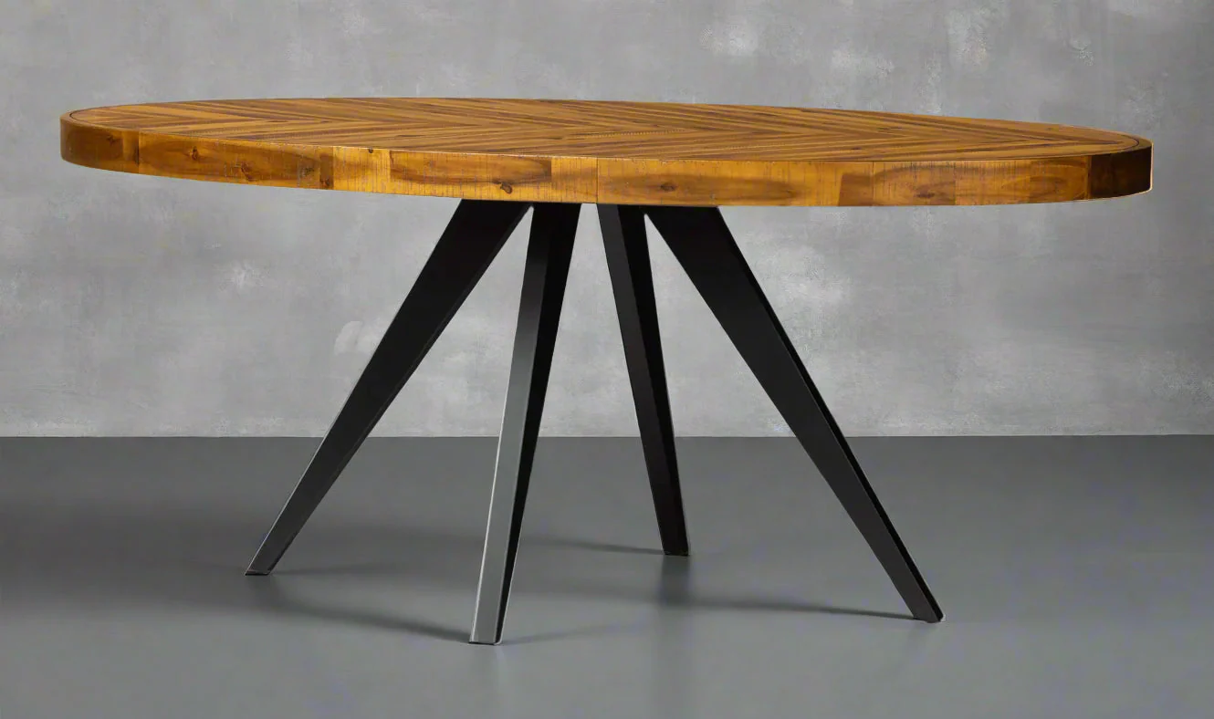 PARQ OVAL DINING TABLE