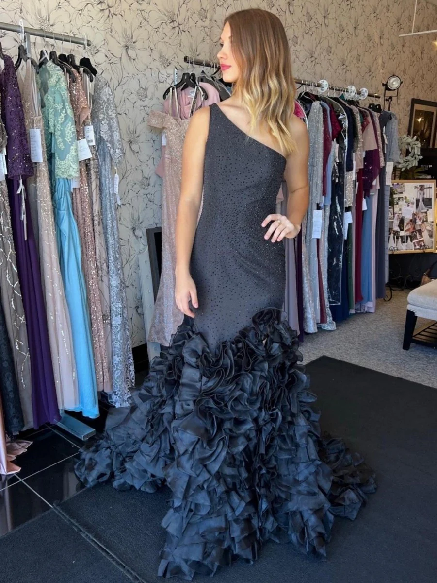 Mermaid Black One Shoulder Tiered Sequins Long Prom Dress