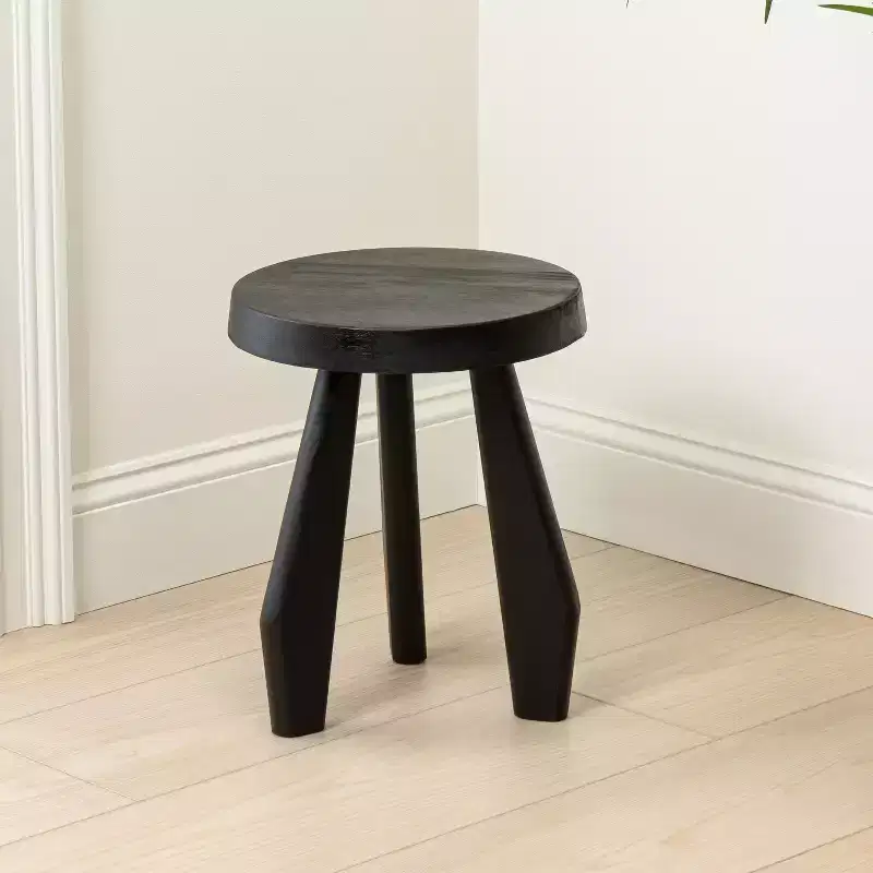 JONATHAN Y Terra 15 Rustic Coastal Acacia Wood Tripod Round Indoor/Outdoor Accent Stool