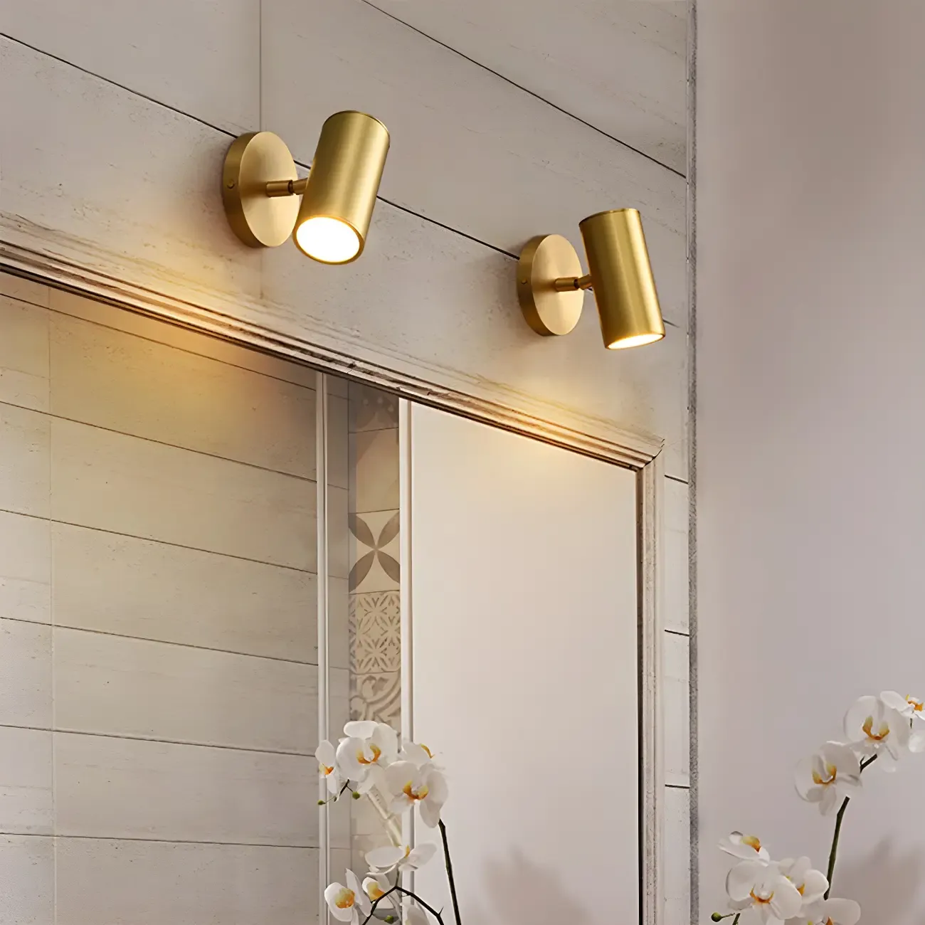 Stylish Metal Vanity Light with Copper Shade for Bathroom