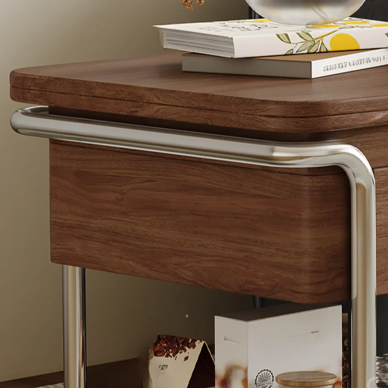 Practical Traditional Wood Wheel End Table