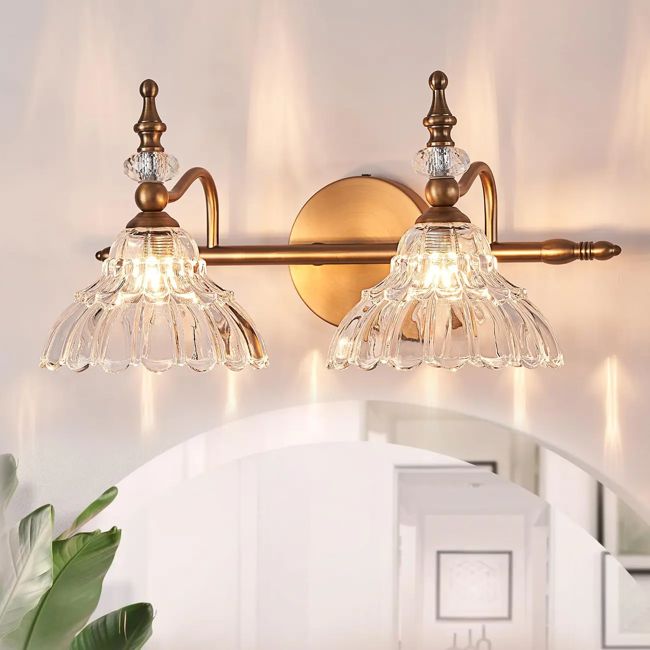 Modern Flower Glass Bathroom Vanity Light in Black/Brass