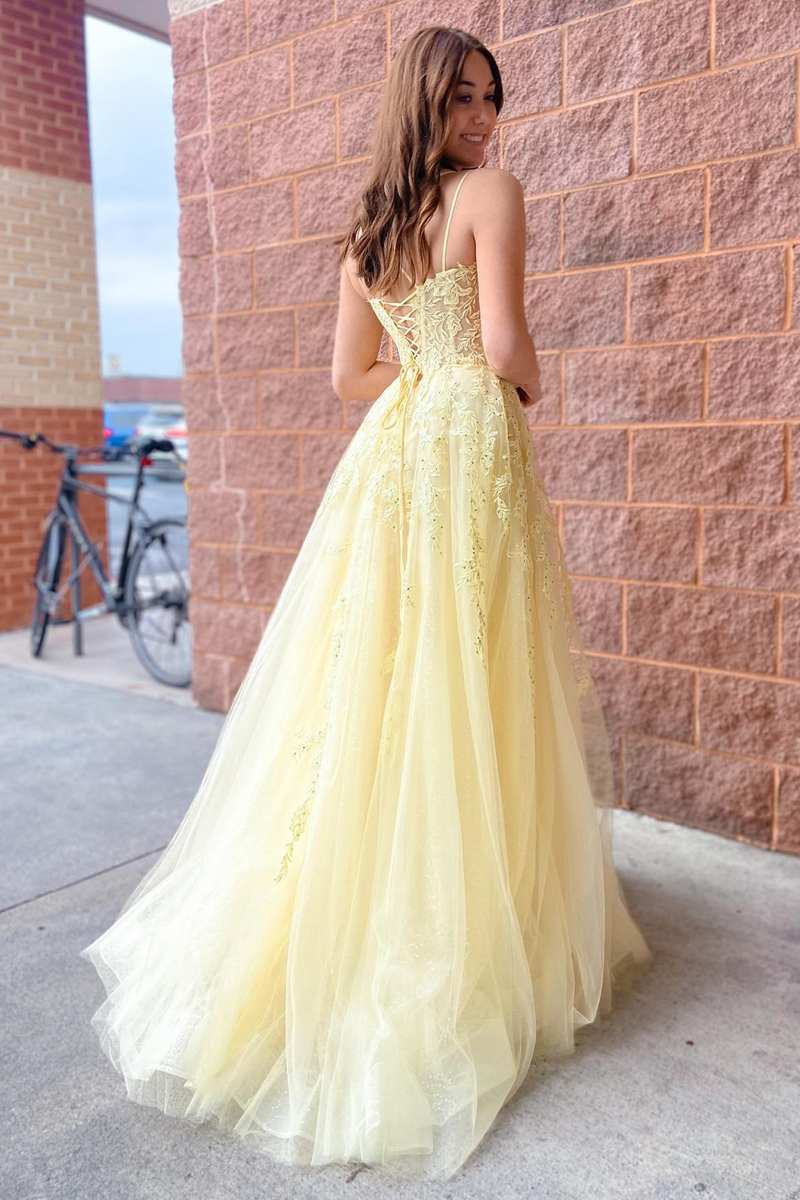 A-Line Yellow Tulle Applique Lace-Up Prom Dress
