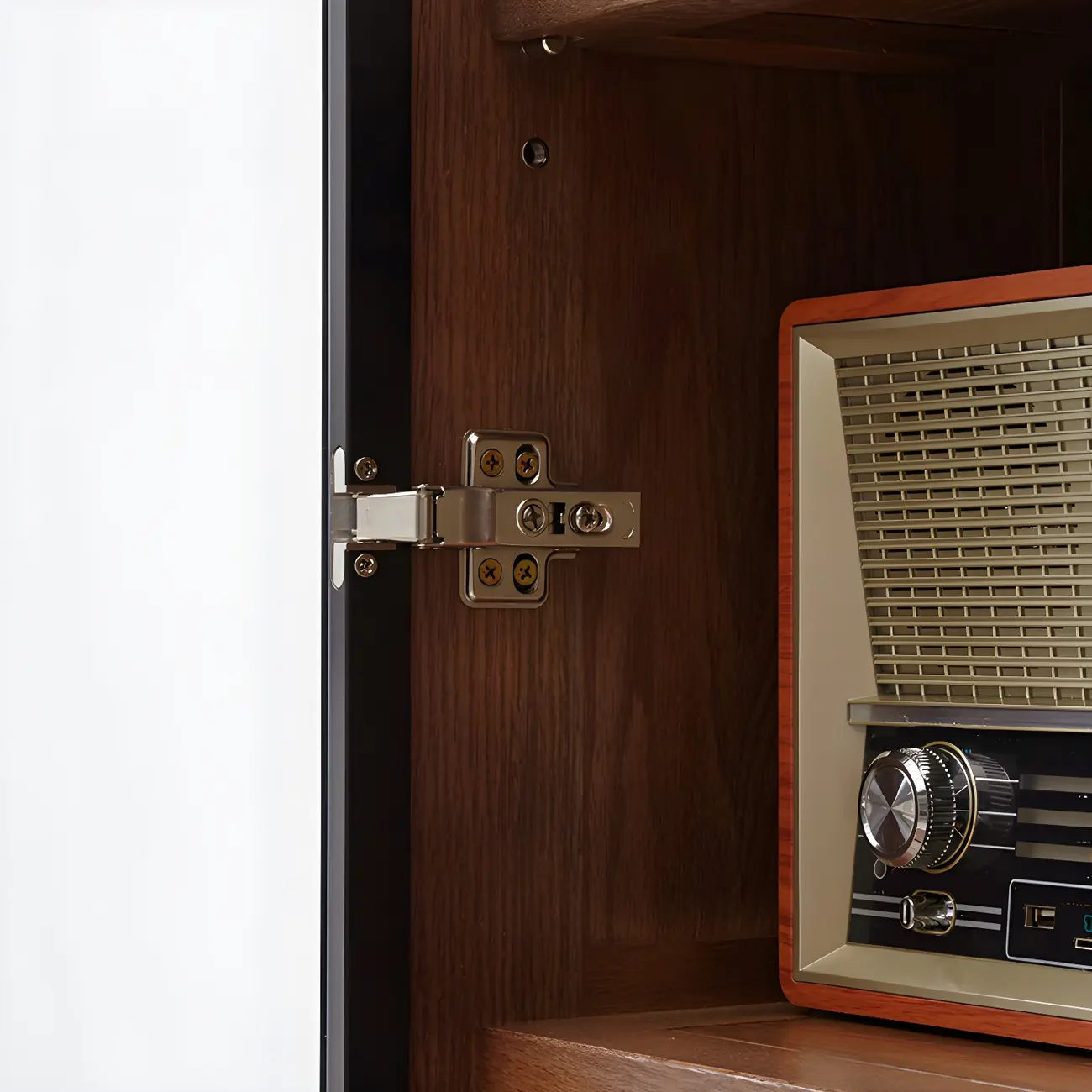 Adjustable Shelves Glass Solid Wood Display Wine Cabinet