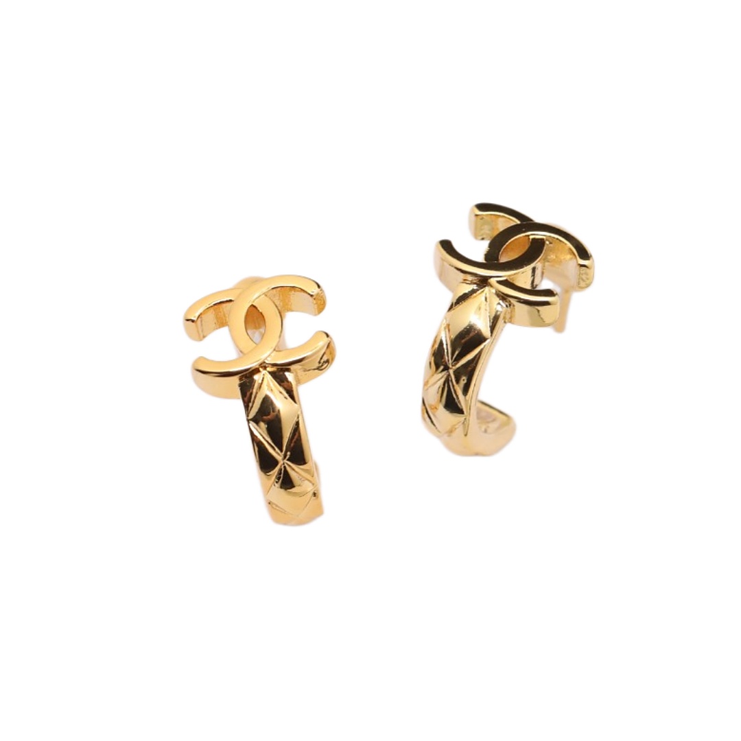 CCE402 Chanel Quilting earrings - ccjewelryacc