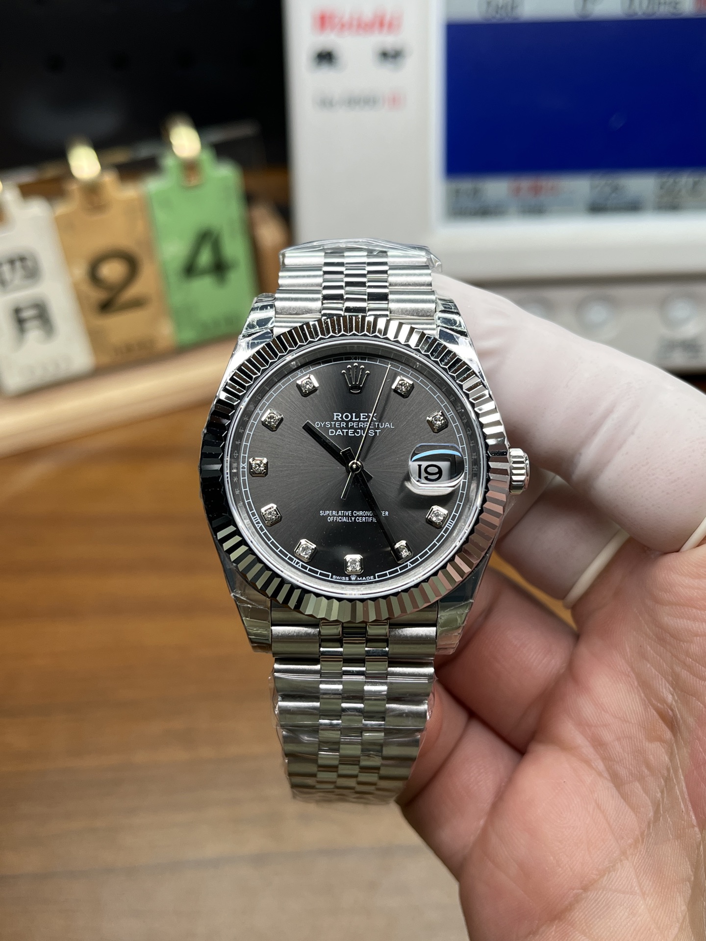 Rolex Datejust replica with diamond markers
