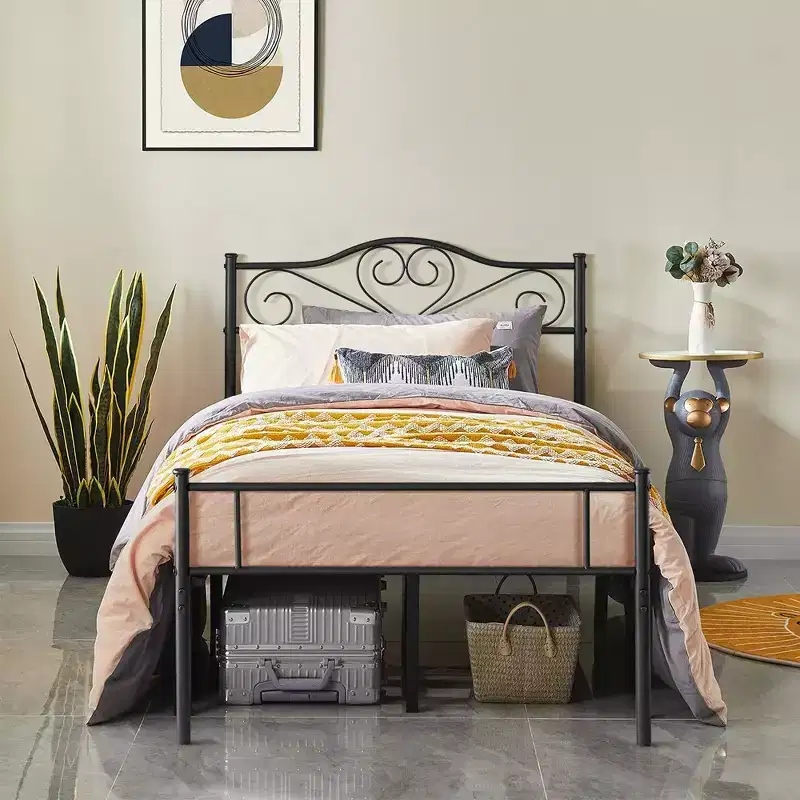 VECELO Metal Platform Mattress Foundation, Decorative Headboard & Footboard with Heavy Duty Support