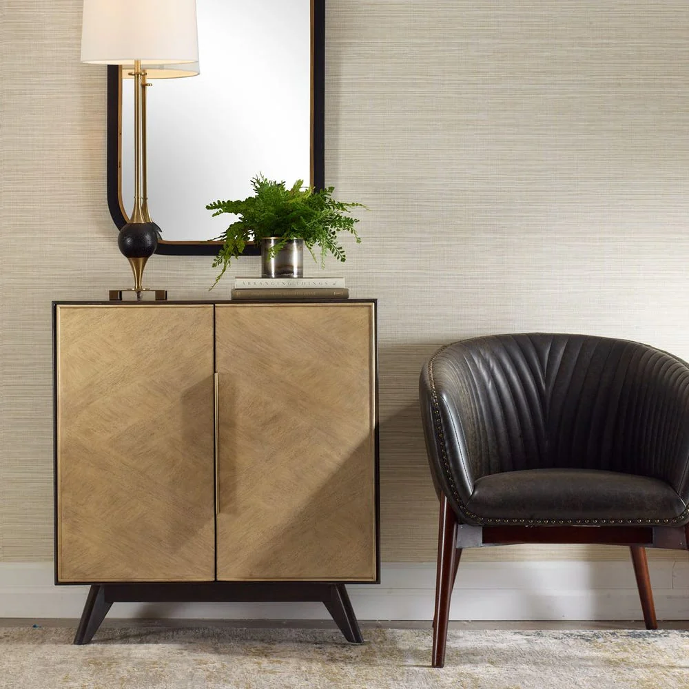 Reina 2 Door Cabinet