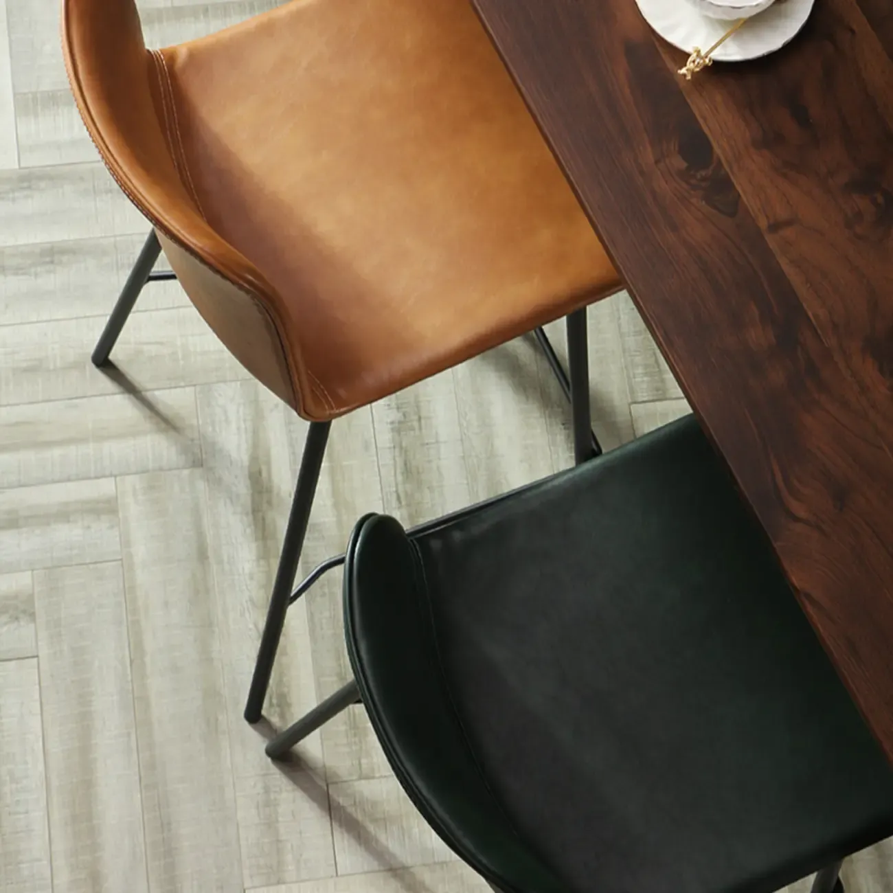 Industrial Metal Frame Leather Bar Stool with Footrest