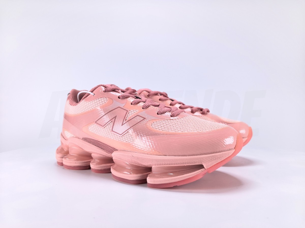 New Balance 2000 JFG Pink Paris Exclusive - Aktrende
