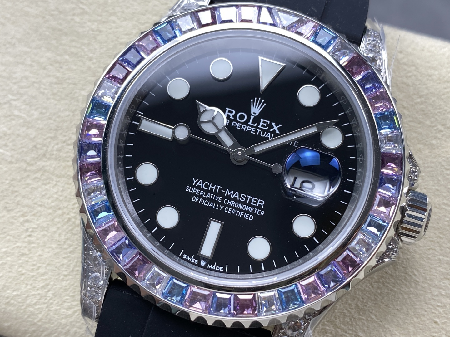Rolex Yacht-Master 40mm replica with black dial and rainbow gemstone bezel