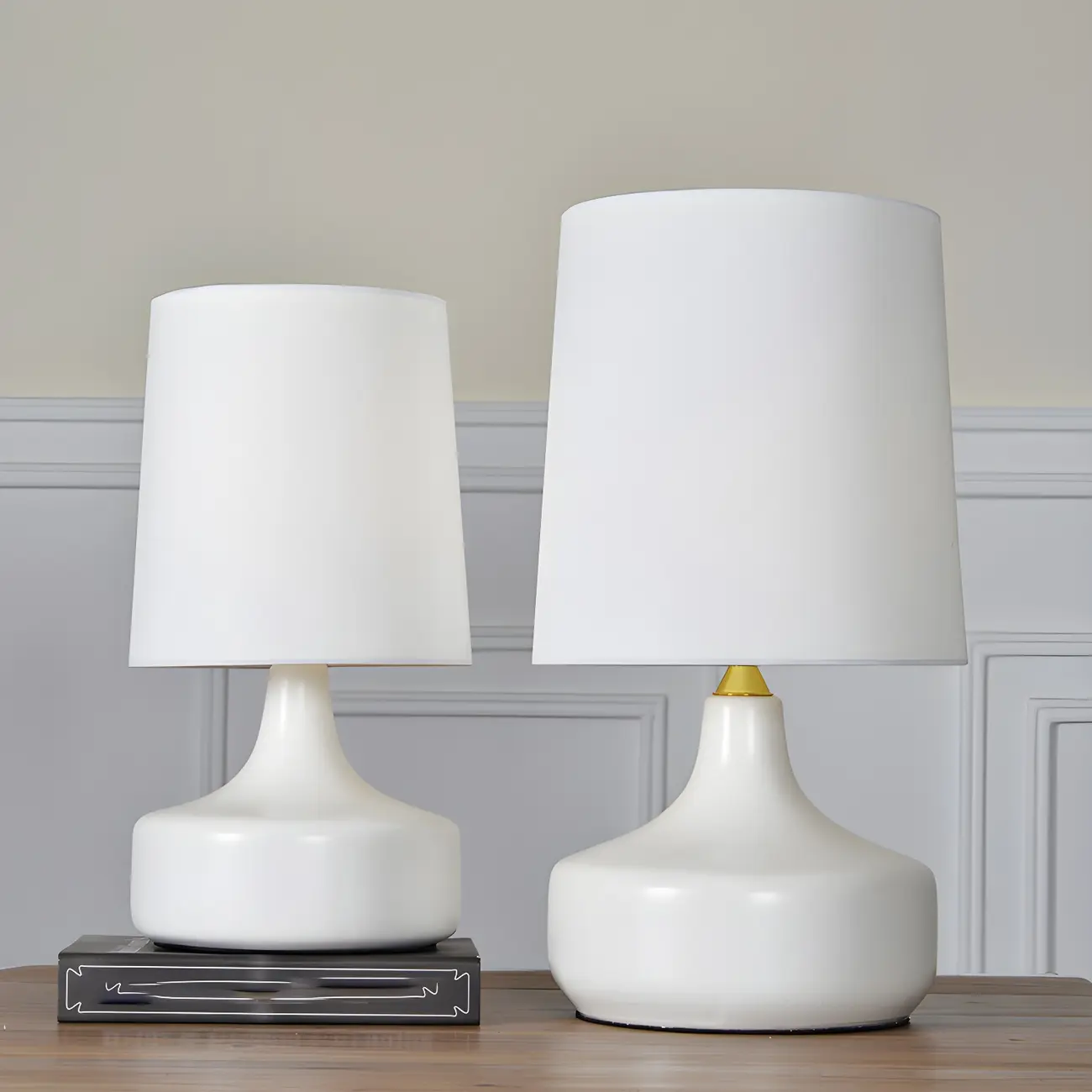 Modern Ceramic Barrel Bedside Table Lamp with Linen Shade