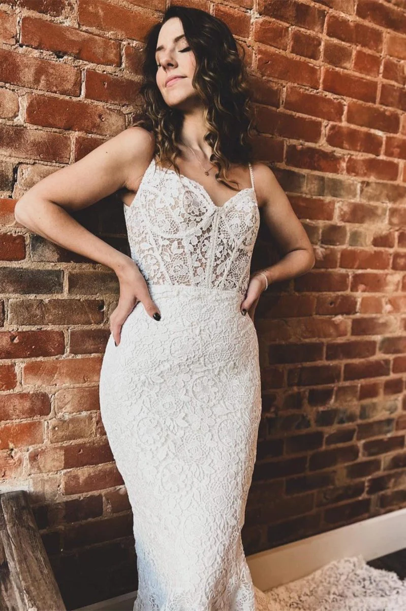 White Lace Sweetheart Sleeveless Mermaid Long Wedding Dress