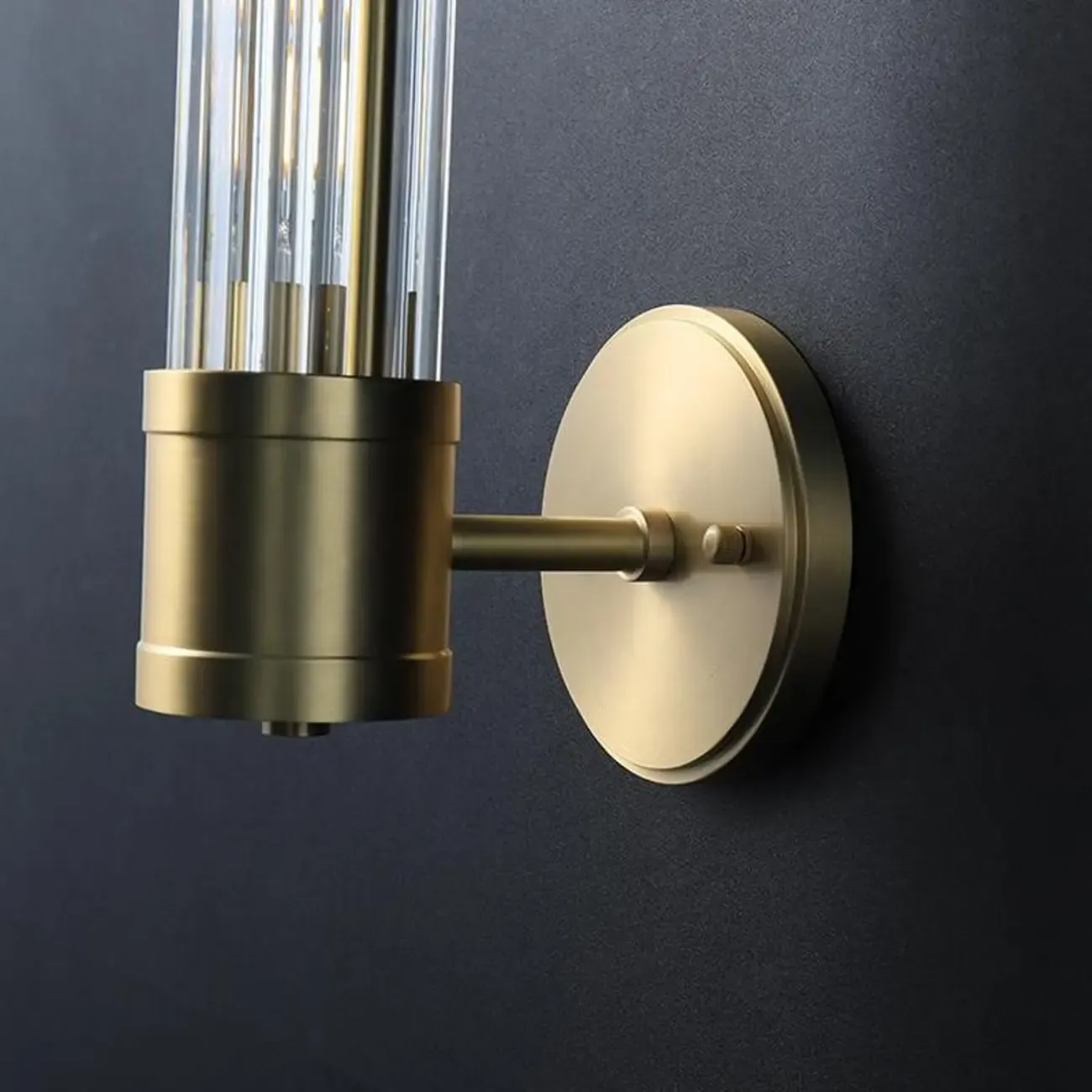 Modern Gold Cylinder Metal Vanity Light with Clear Stripe Glass
