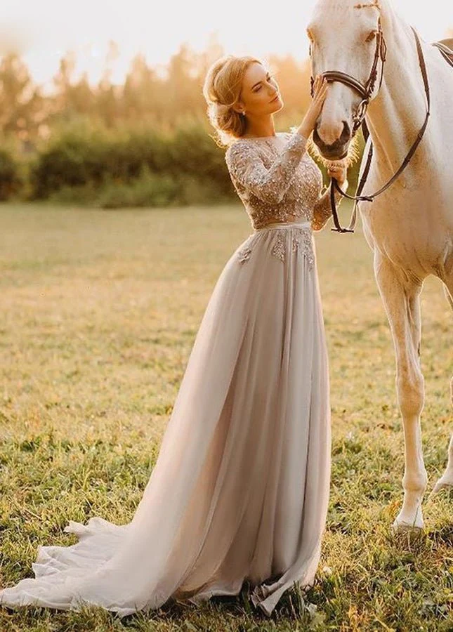 Bohemian Long Sleeve Appliqued Beading Tulle Backless Wedding Bridal Gowns