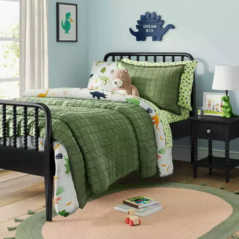 Traditional Kids' Nightstand Table - Pillowfort
