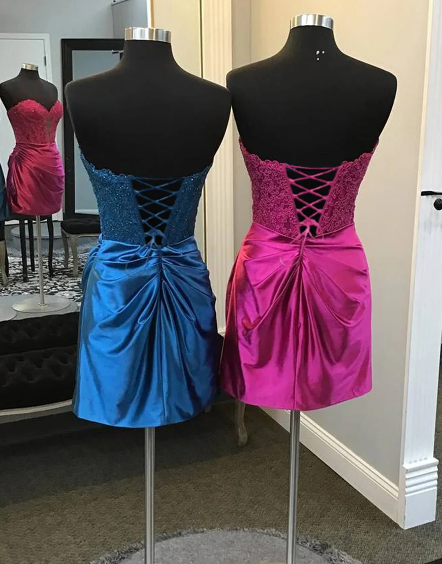 Sparkly Black Strapless Beaded Appliques Homecoming Dress