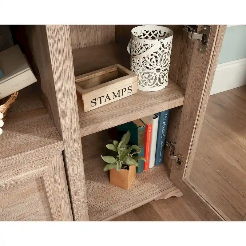 Rollingwood Country Storage Cred