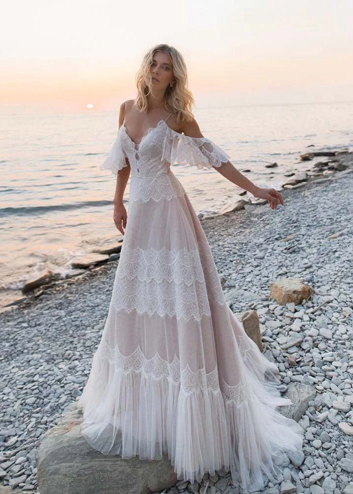 Bohemian Beach Champagne Spaghetti Straps Backless Wedding Dresses