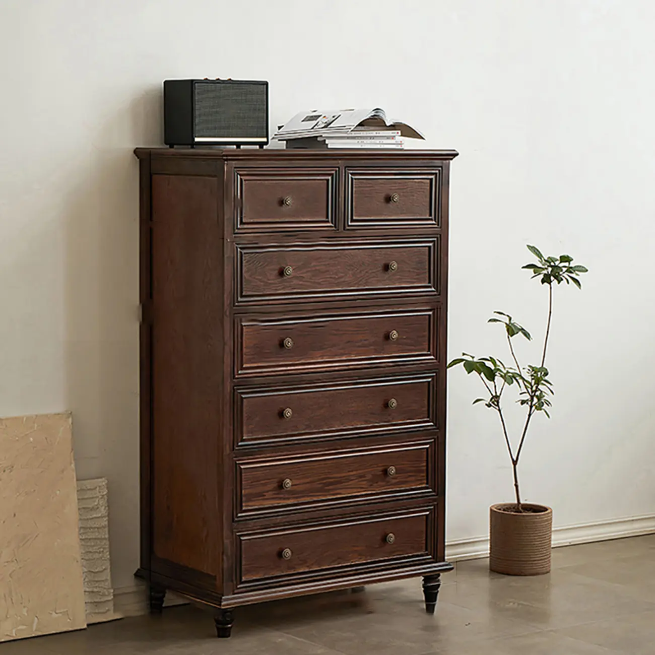 Traditional  6-Drawer White Wood Dresser