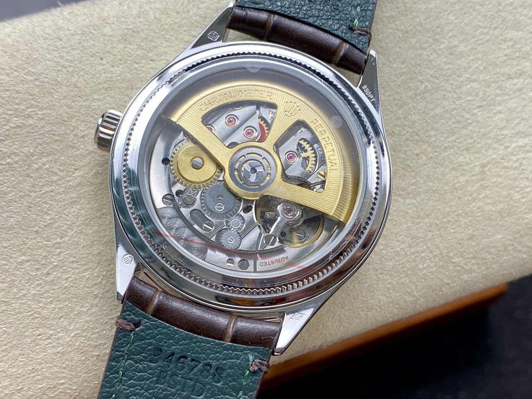 Best replica Rolex movement 7140 exhibition caseback view