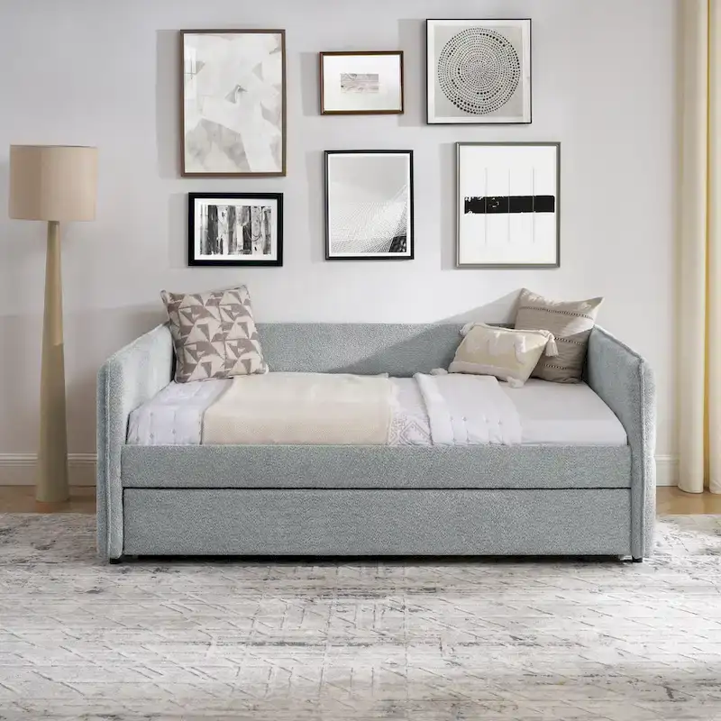 Full Boucle Daybed with Trundle