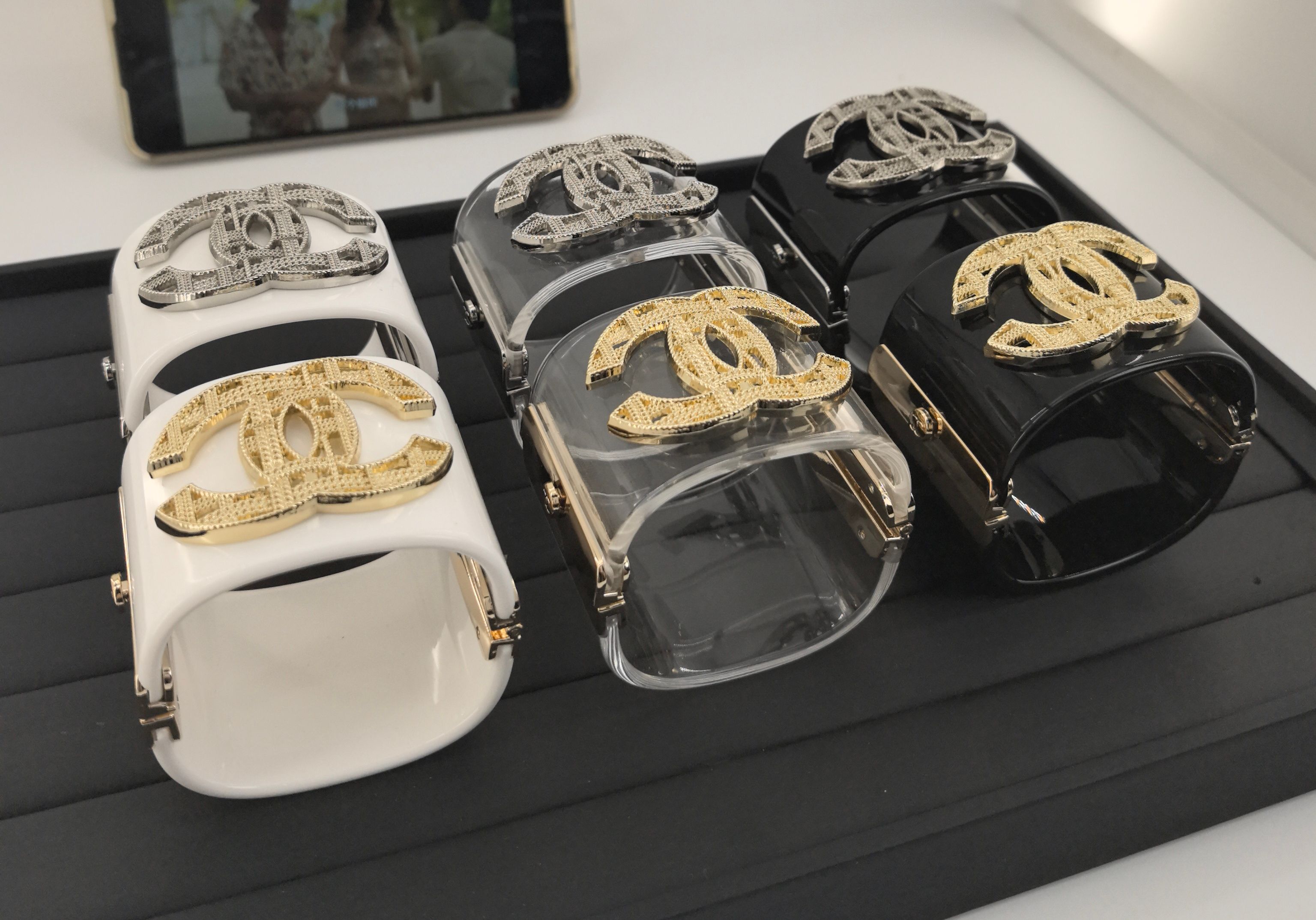 CCS171 Chanel large chunky acrylic bracelet - ccjewelryacc