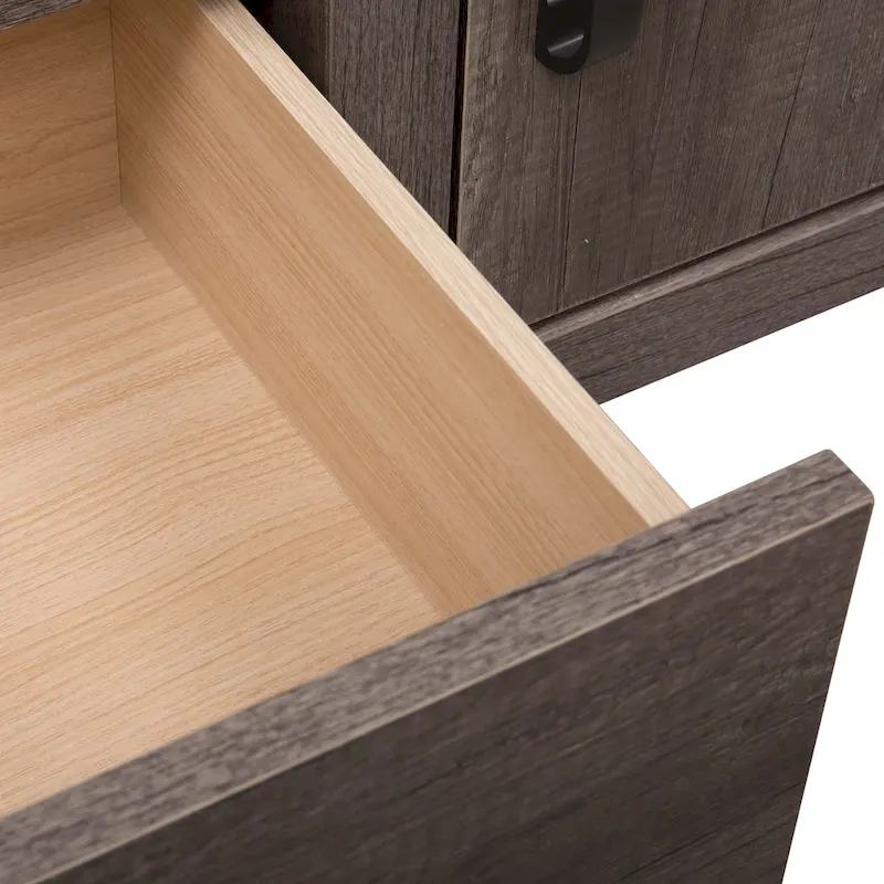 Tanners Creek Greystone Entertainment Center w Piers