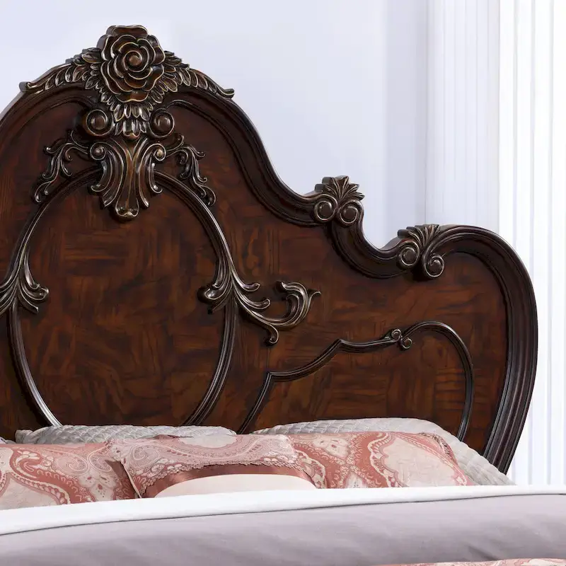 Furniture of America Eugene Traditional Solid Wood 6-Piece Panel Bedroom Set