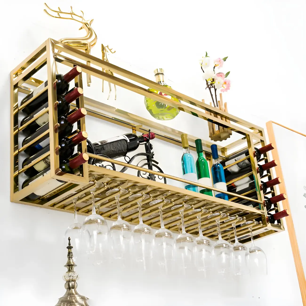 Luxury Metal Gold Wall-Mounted Open Wine Rack