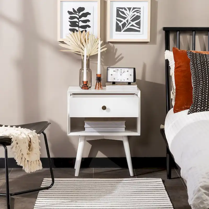 Mid-Century Solid Wood 1-Drawer Nightstand
