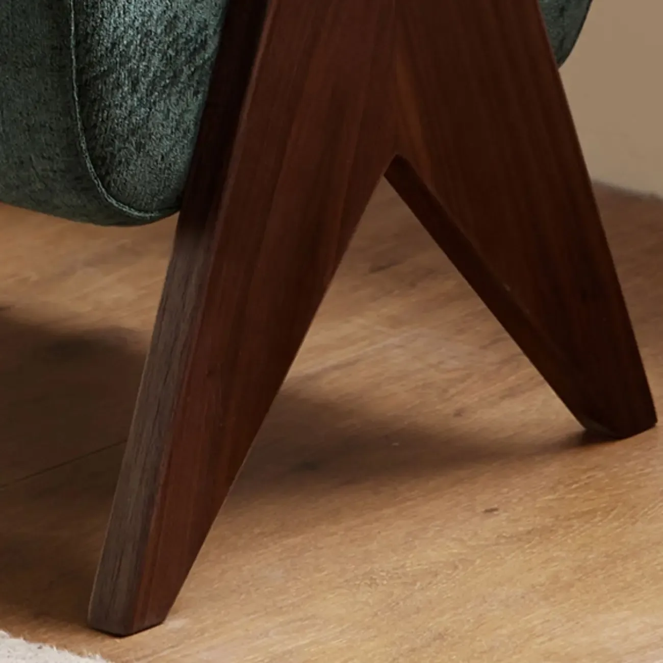 Modern Emerald Green Upholstered Bedroom Bench