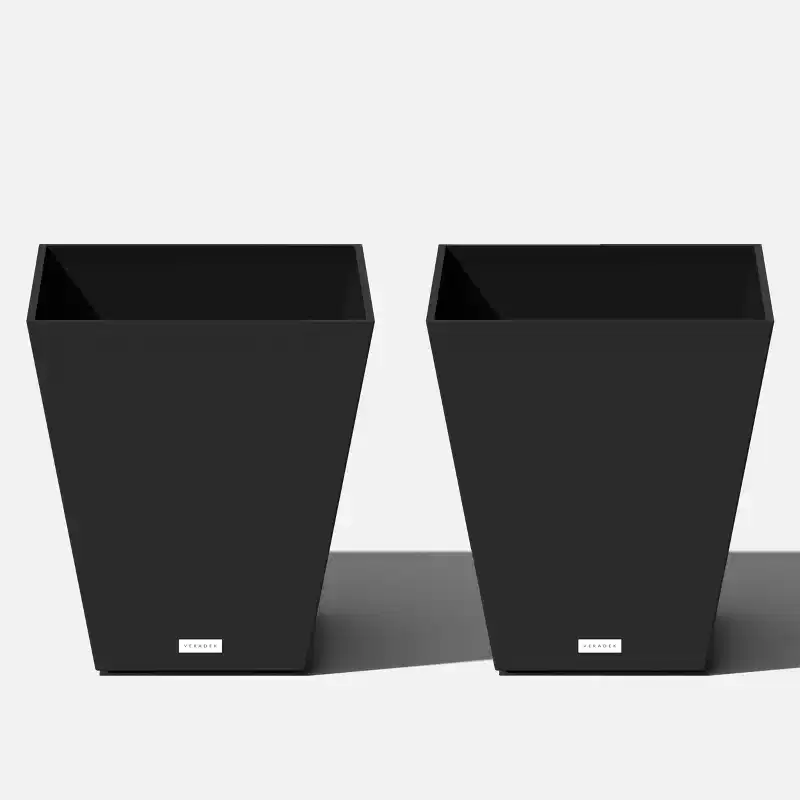 Veradek Pure Series Nobleton Plastic Planter