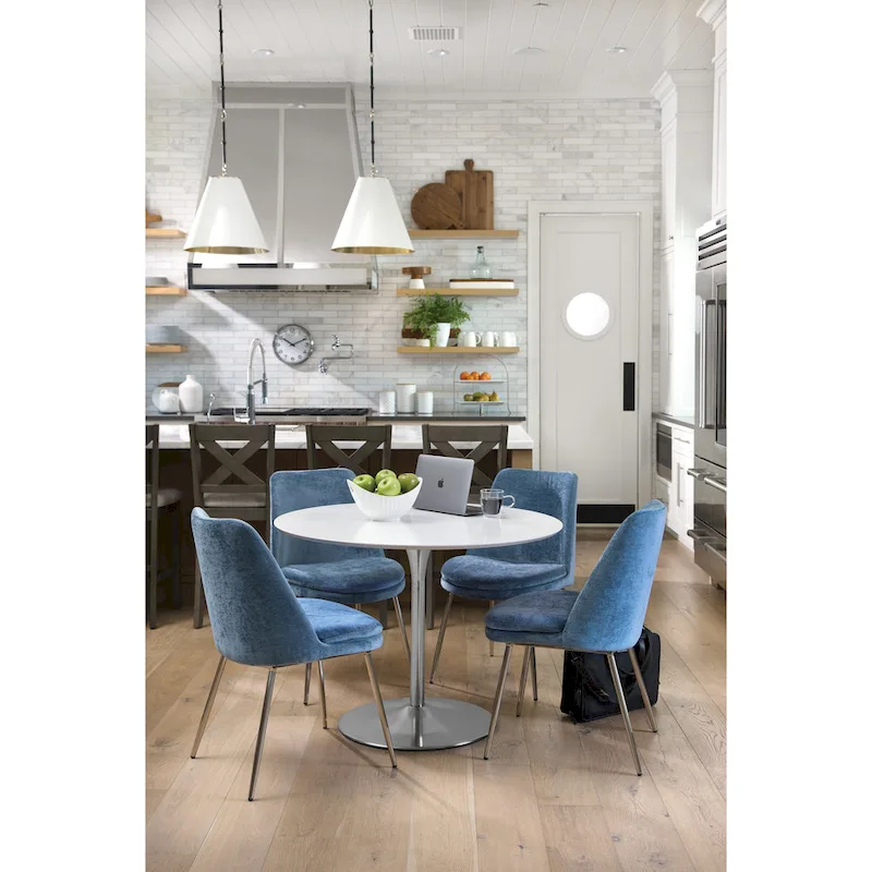 41.25 x 41.25 Flower Round Dining Table