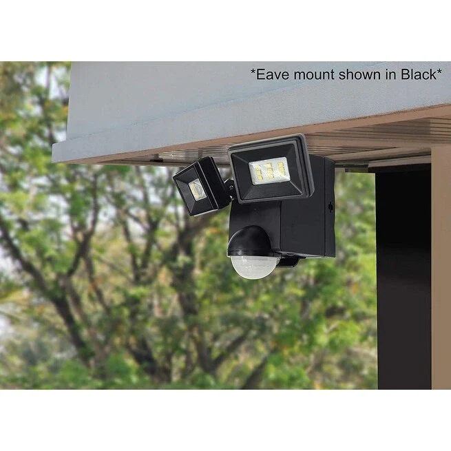 IQ America 700 Lumen Battery Operated LED Motion Security Flood Light w L-Bracket Mount