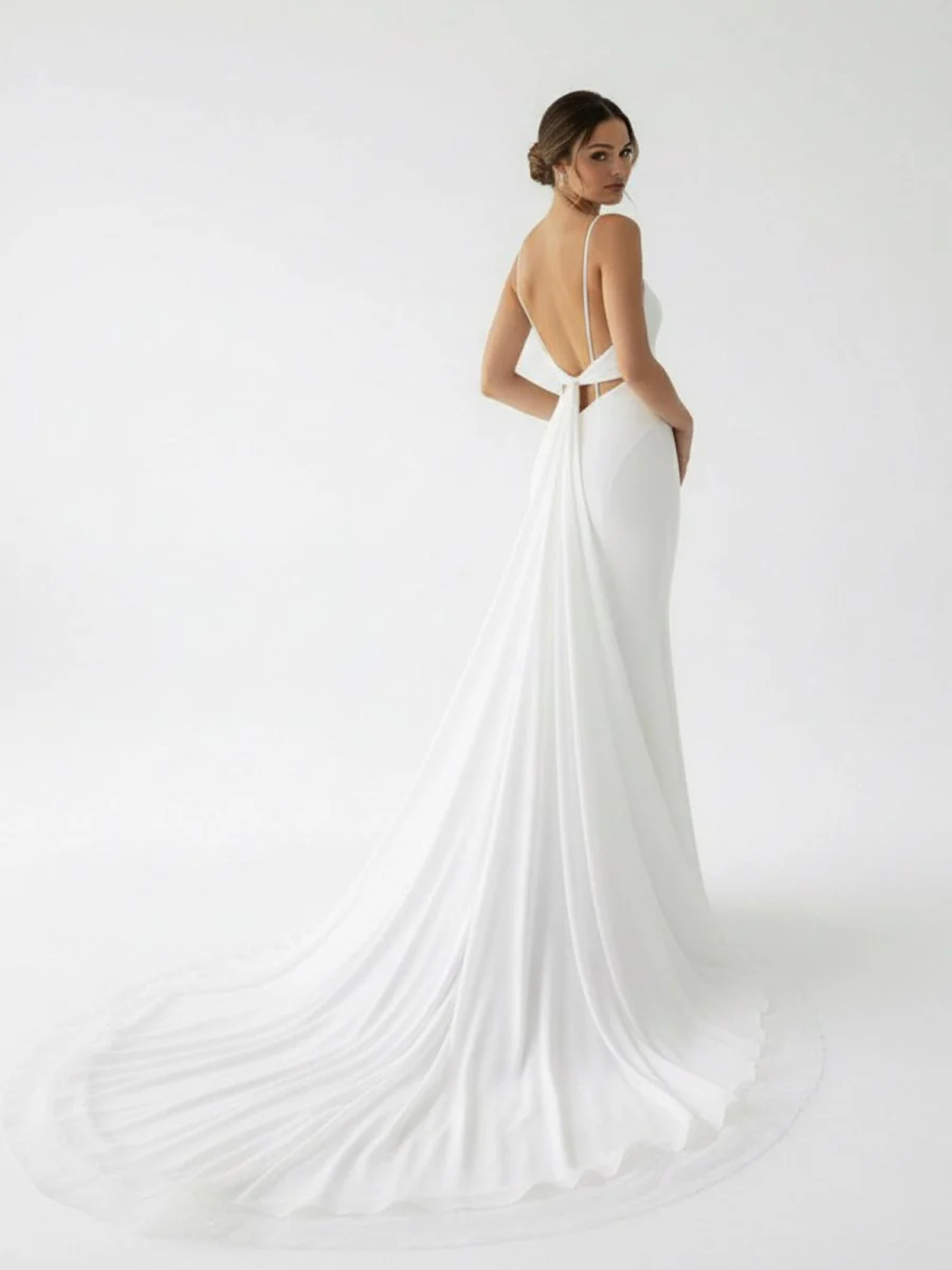 Ivory Sweetheart Backless Mermaid Long Wedding Dress with Attached Train