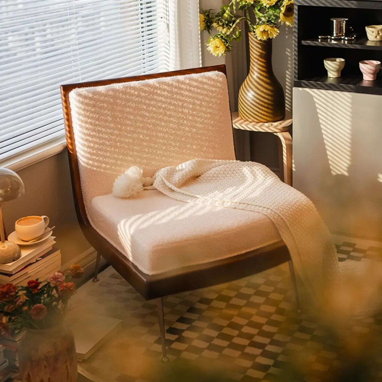 Glam Sherpa Accent Arm Chair with White Cushion