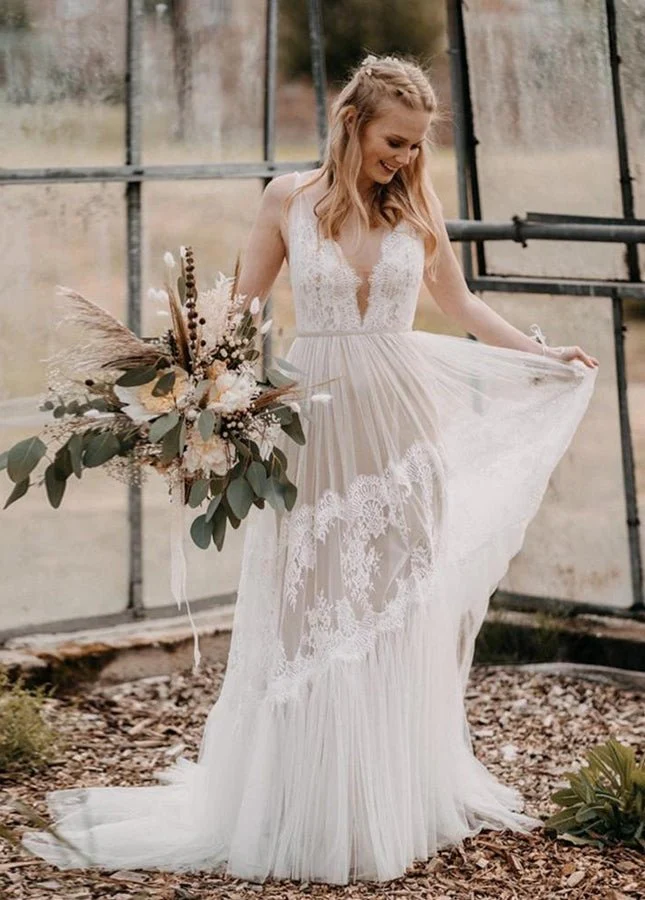 Bohemian Wedding Dresses V-Neck Backless Romantic Dreamy Bridal Gowns