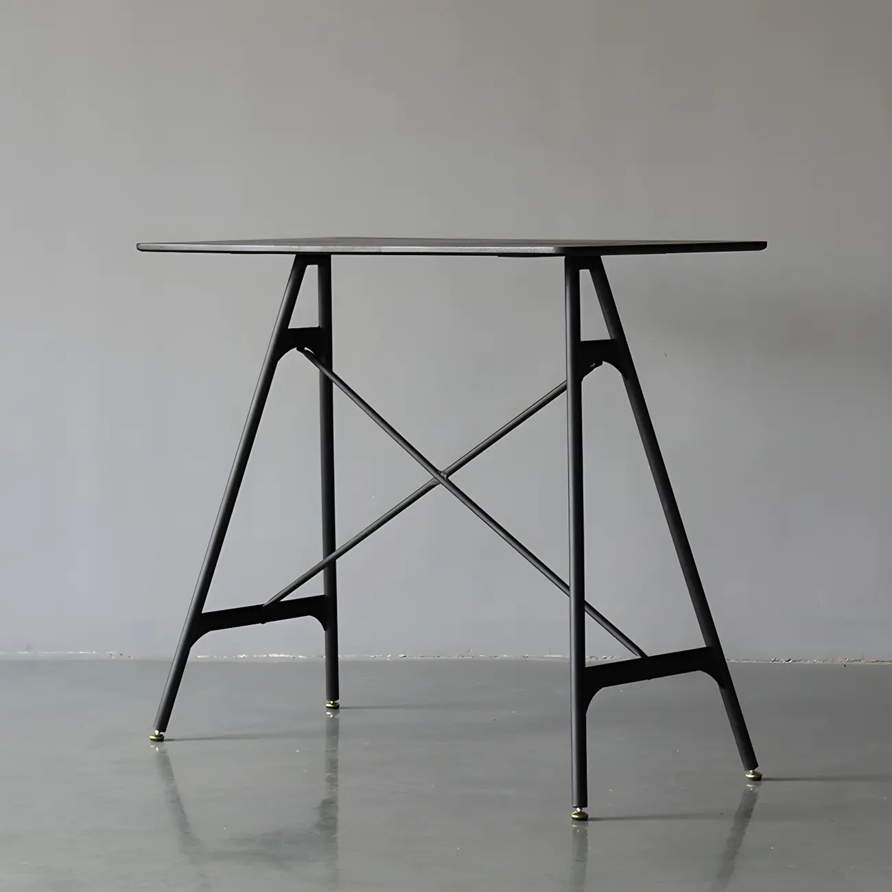 Industrial Lightweight Black Wood Wood-Tone Metal Bar Tables