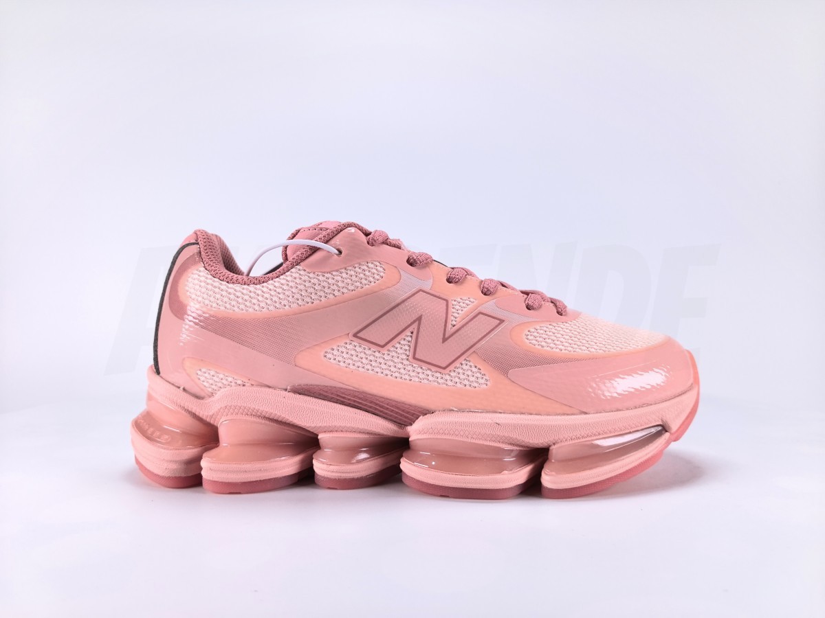 New Balance 2000 JFG Pink Paris Exclusive - Aktrende