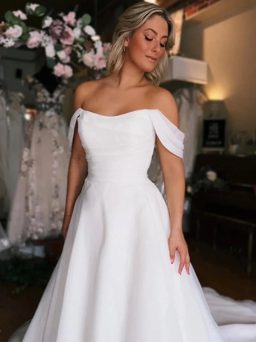 Elegant White Off-the-Shoulder Long Wedding Dress with Slit