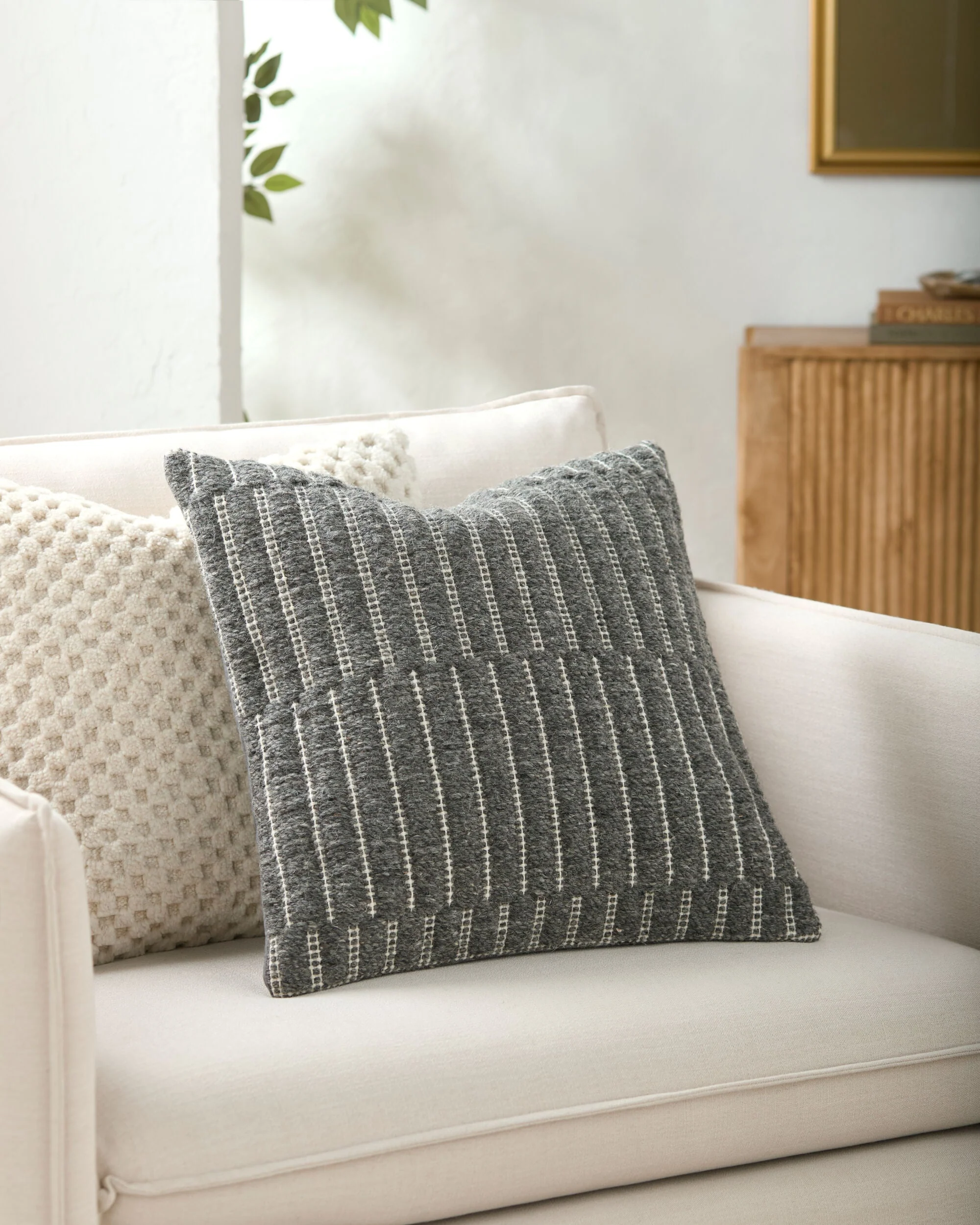 MCZ-003-Monacizzo Pillow