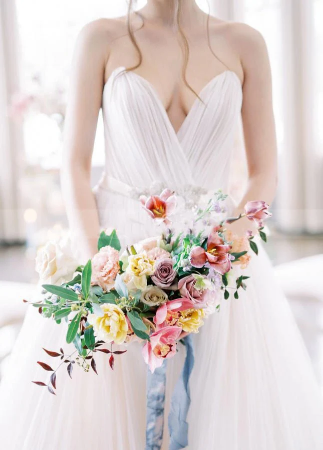 Sweetheart Backless Tulle Wedding Dress with Flower Beaded Belt
