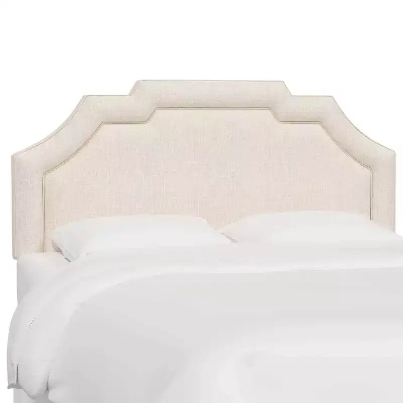 Skyline Furniture Axel Notched Bordered Headboard Linen
