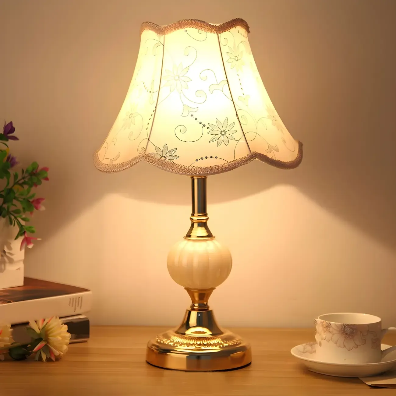 Elegant Classic Metal Table Lamp with Fabric Shade