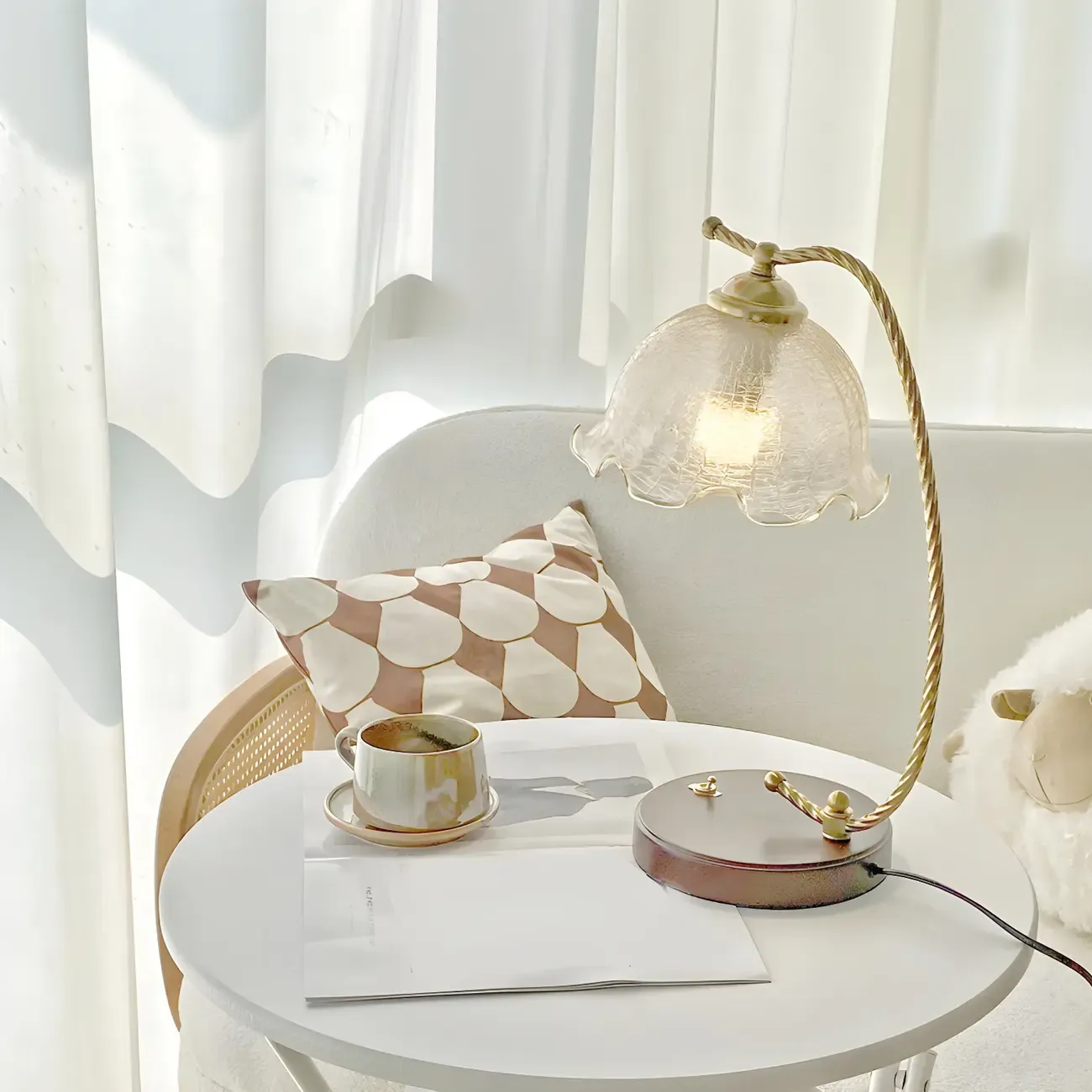 Exquisite Brown Glass Curved Arm Flower Shaped Table Lamp