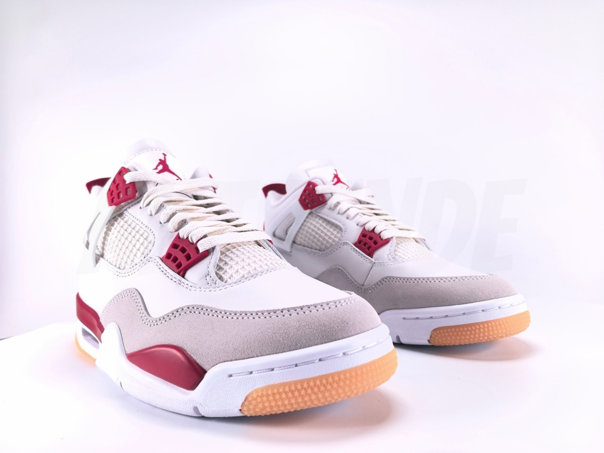 Jordan 4 Retro SB Varsity Red - Aktrende