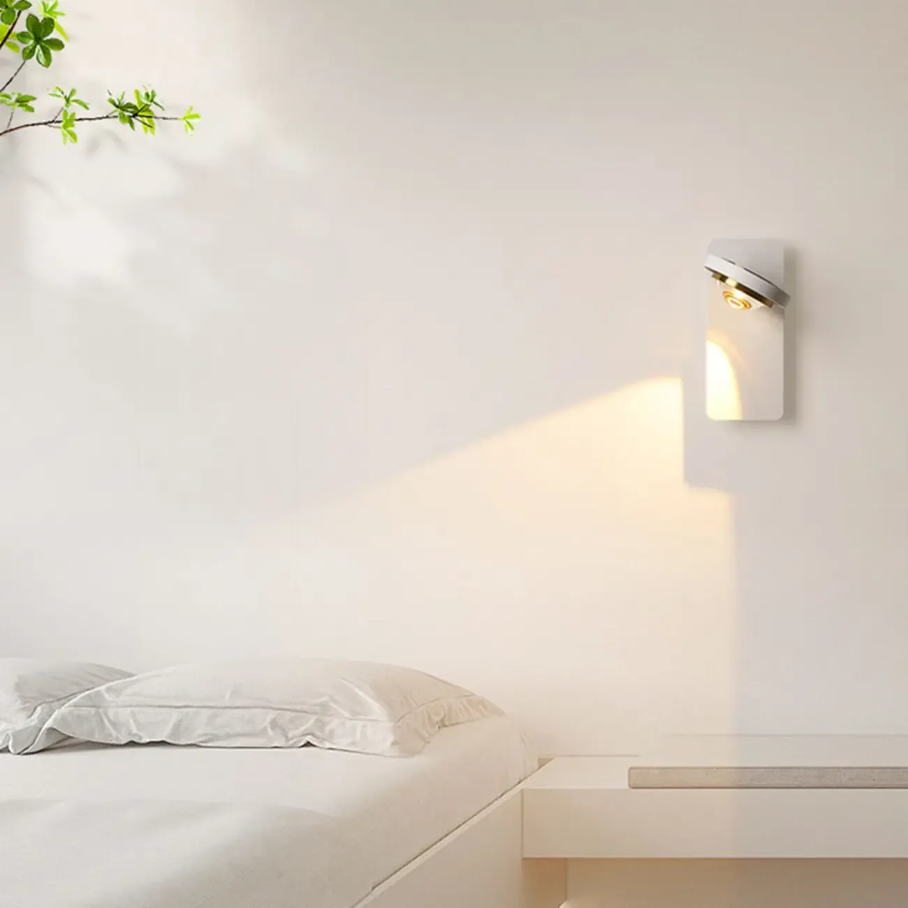 360° Rotatable Transparent Glass Metal Round Reading Wall Lamp