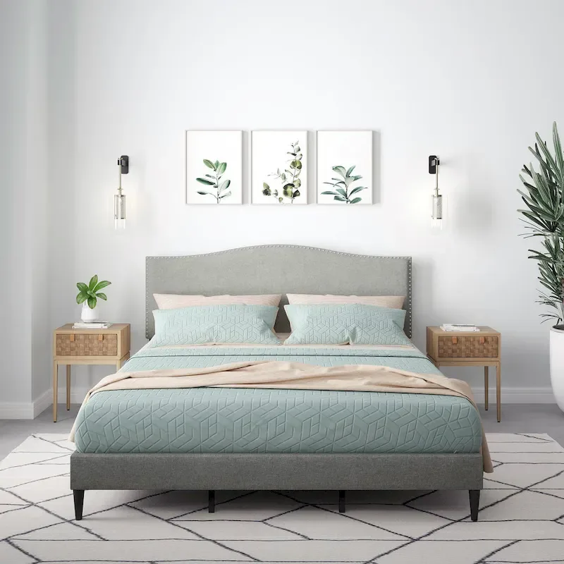 Kameli Upholstered Bed