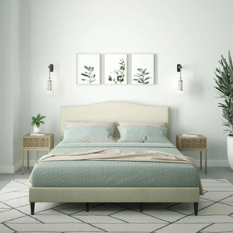 Kameli Upholstered Bed